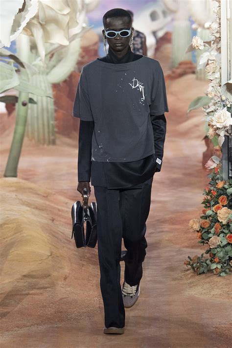 dior travis scott 2022